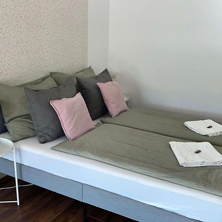 Aparthotel Pauzo Balaton à Balatonföldvár Extérieur photo