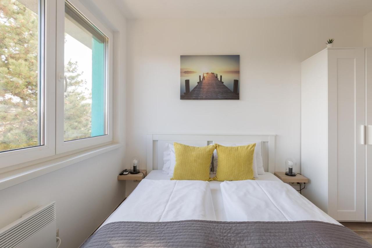 Aparthotel Pauzo Balaton à Balatonföldvár Extérieur photo